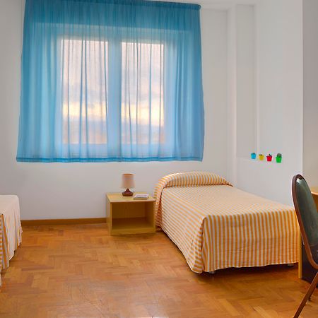 Hotel Mistral Οριστάνο Εξωτερικό φωτογραφία