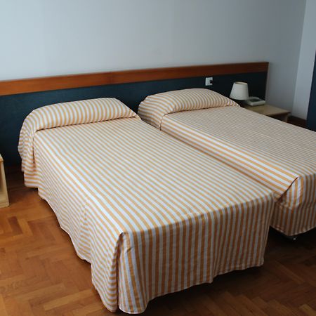 Hotel Mistral Οριστάνο Εξωτερικό φωτογραφία