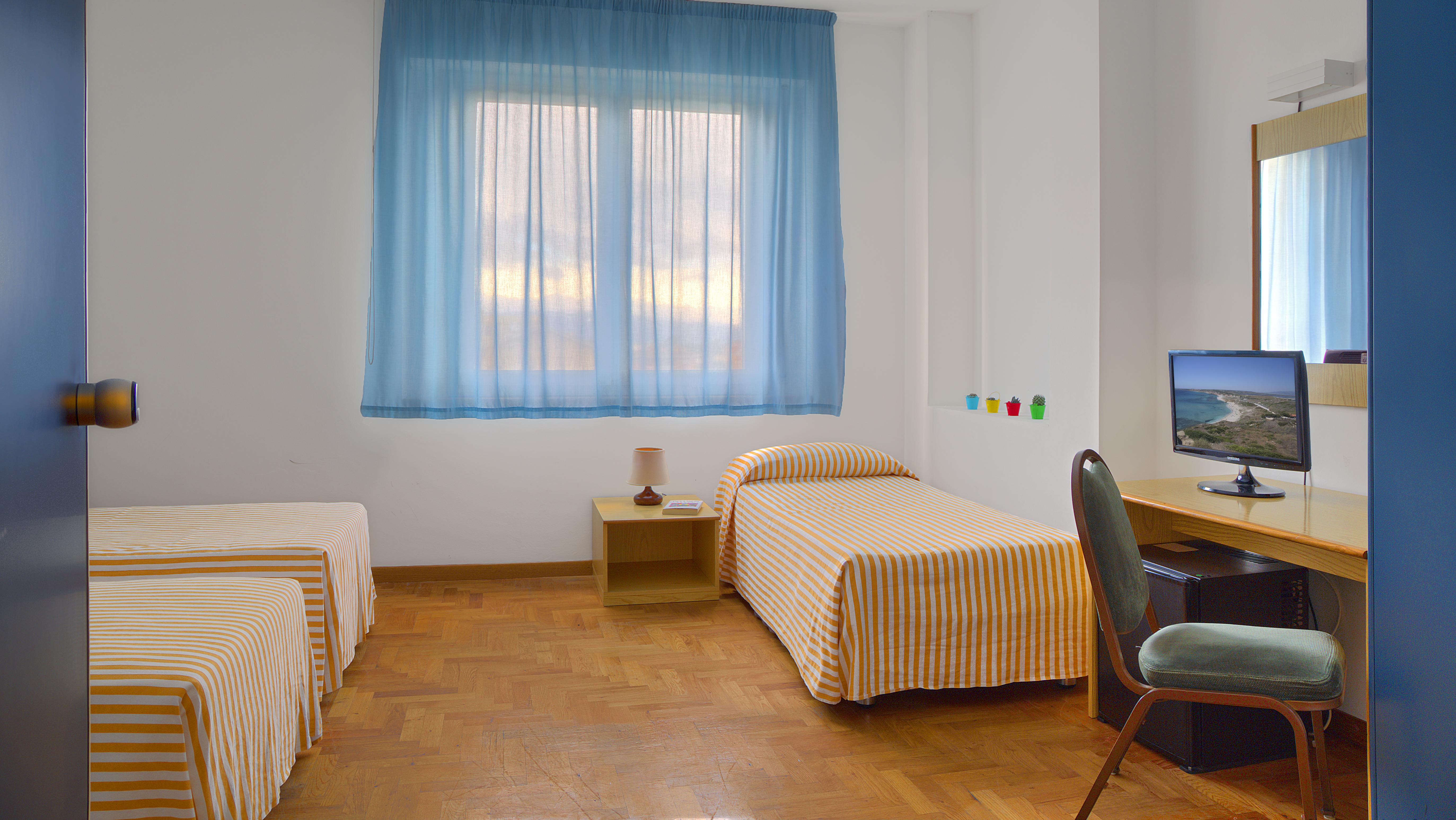 Hotel Mistral Οριστάνο Εξωτερικό φωτογραφία