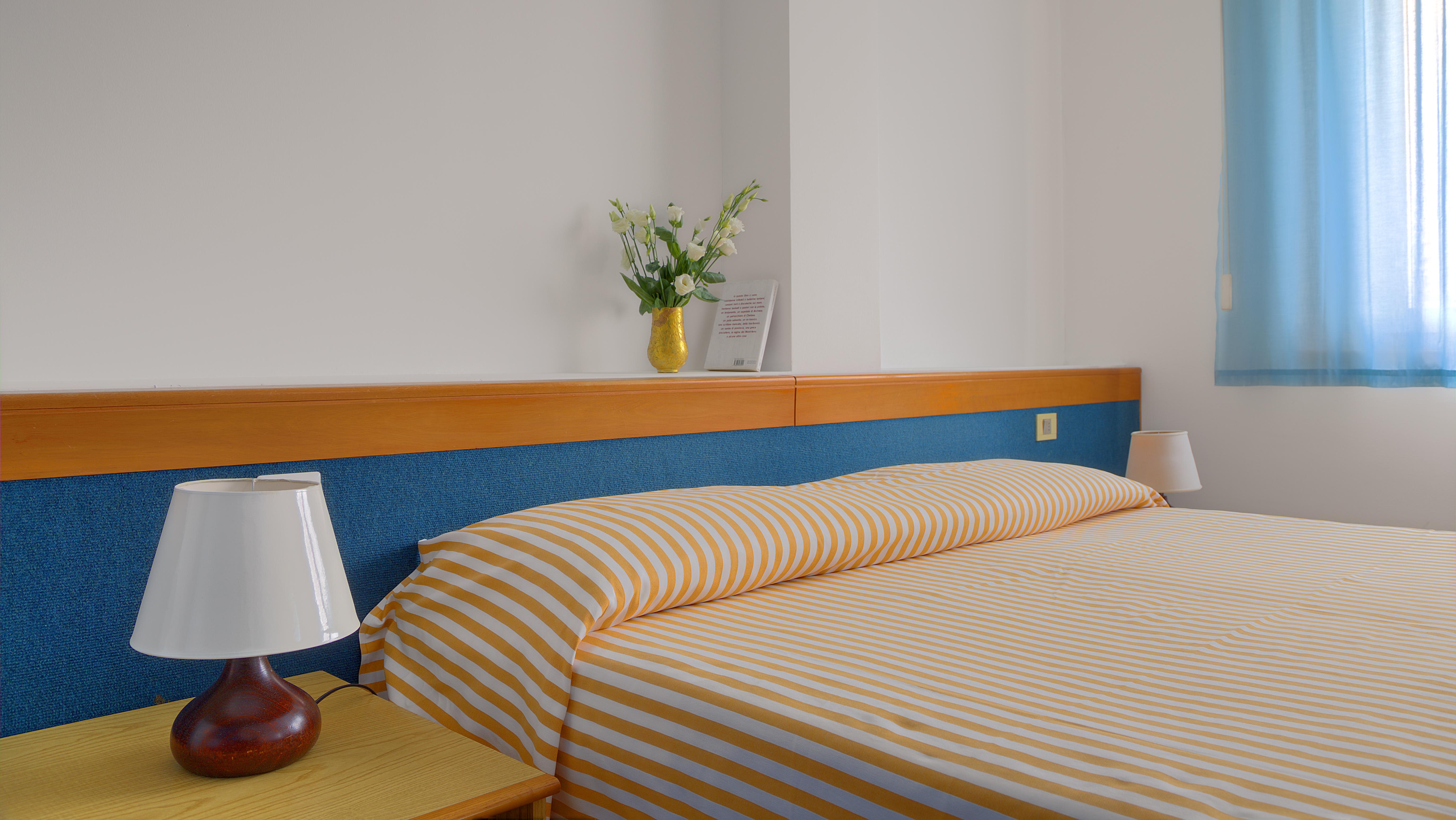Hotel Mistral Οριστάνο Εξωτερικό φωτογραφία